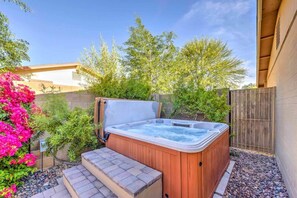 Room | Terrace/patio