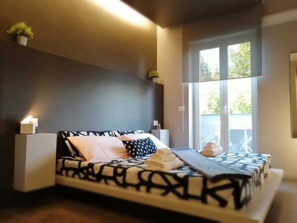 Standard Double Room | Premium bedding, minibar, in-room safe, desk