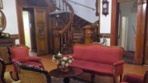 Lobby sitting area - Hotel Español (Vina del Mar)