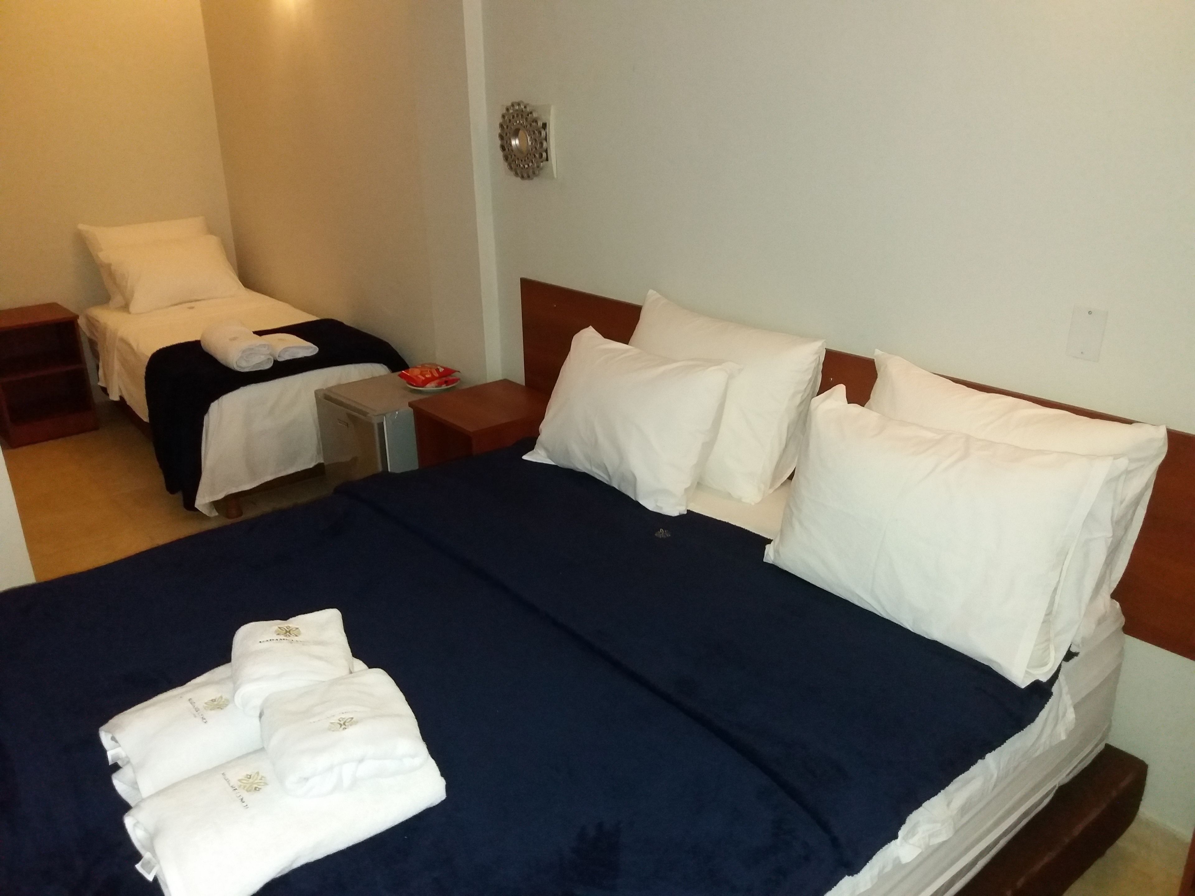 standard triple room, 3 single beds | minibar, in-room safe, desk, soundproofing