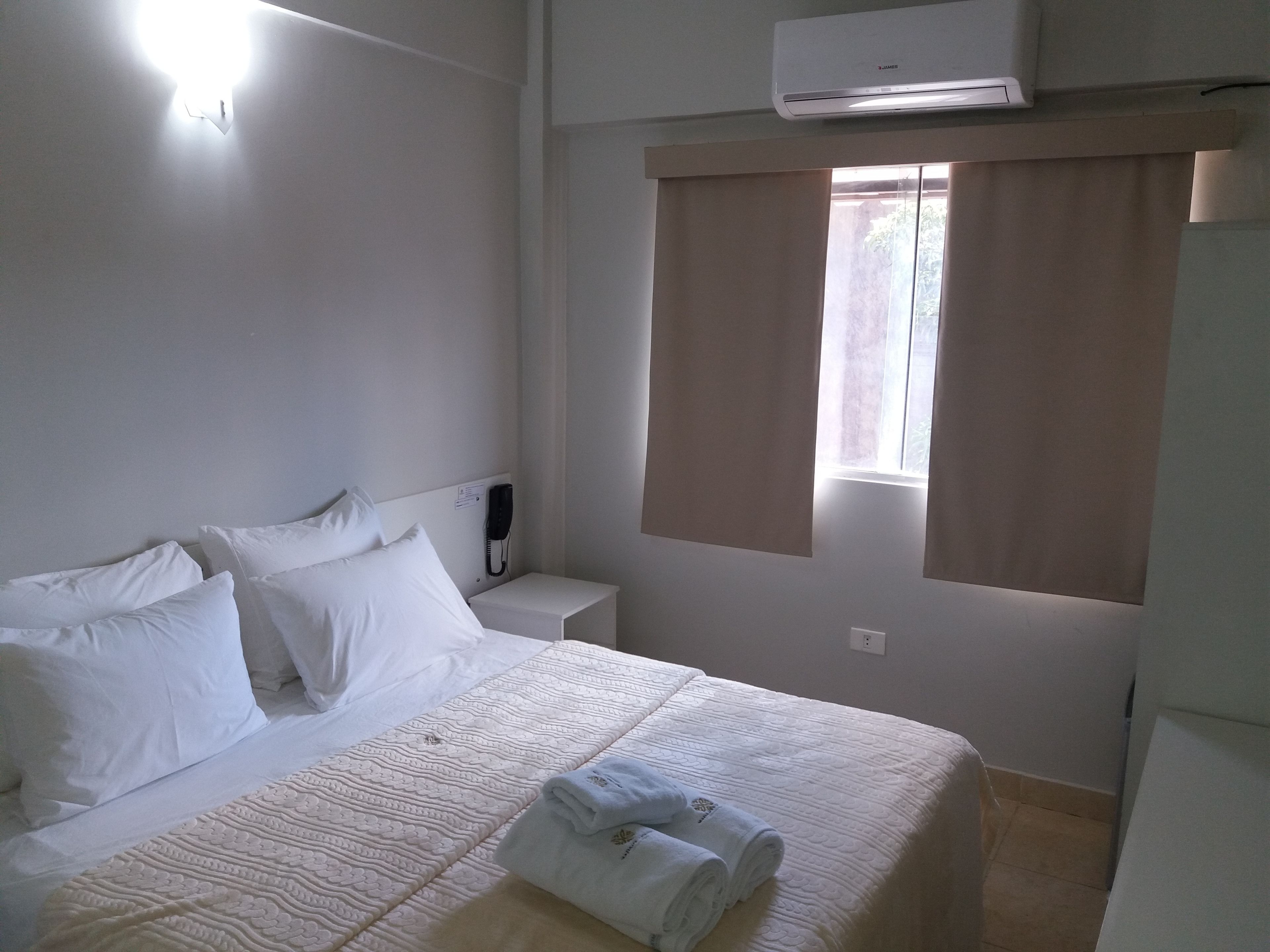 standard double room single use | minibar, in-room safe, desk, soundproofing