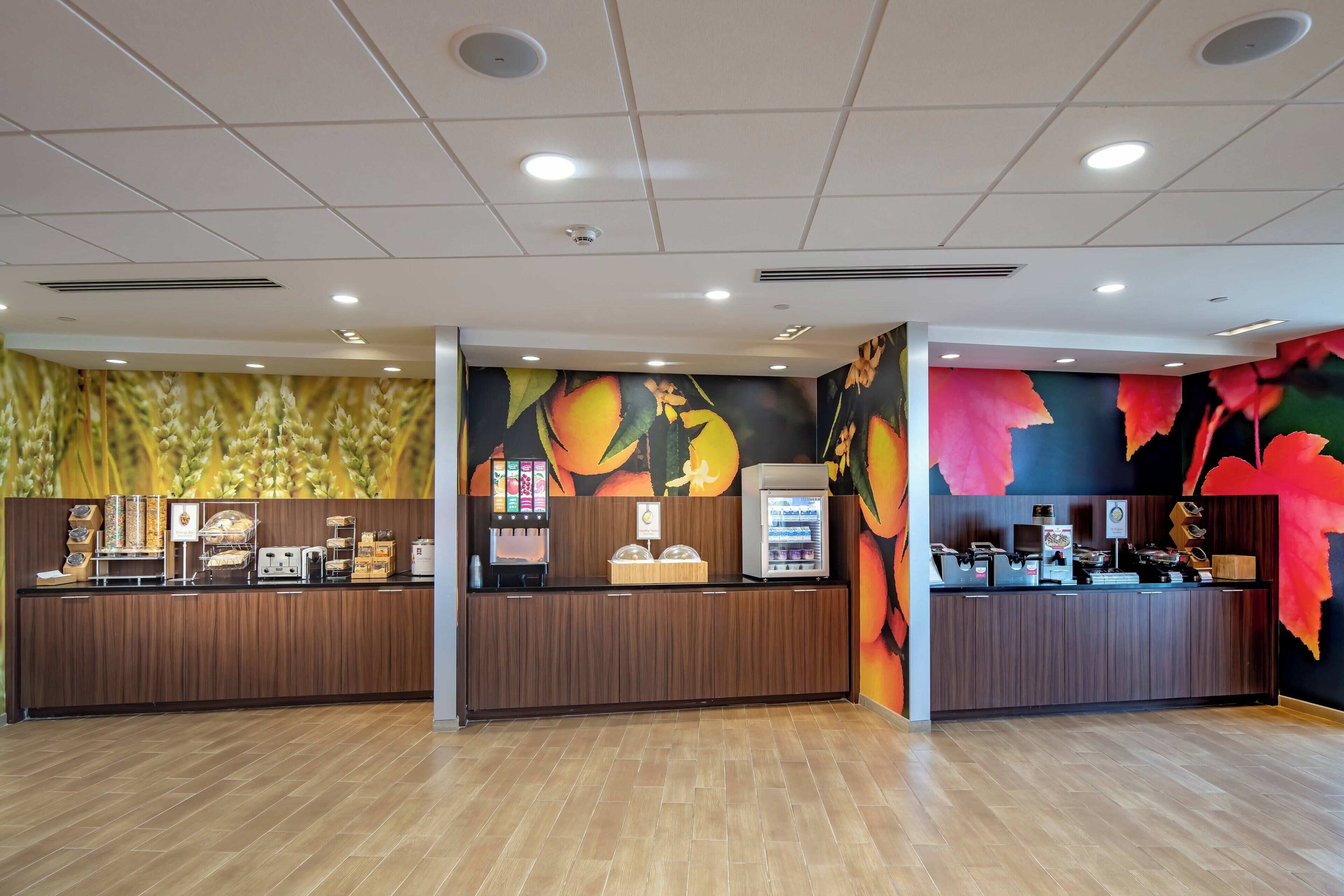 free daily continental breakfast