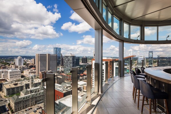 3 間酒吧/酒廊、大廳酒吧