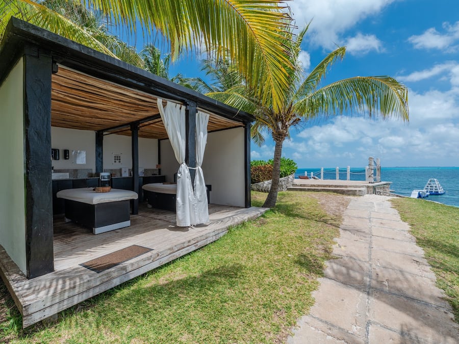 Tratamientos corporales, masajes de tejido profundo, masajes deportivos