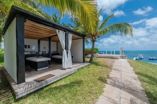 Body treatments, deep-tissue massages, sports massages, beach massages - Dos Playas by Faranda All Inclusive (Cancun)