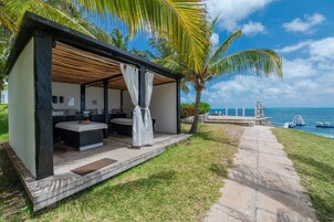 Body treatments, deep-tissue massages, sports massages, beach massages