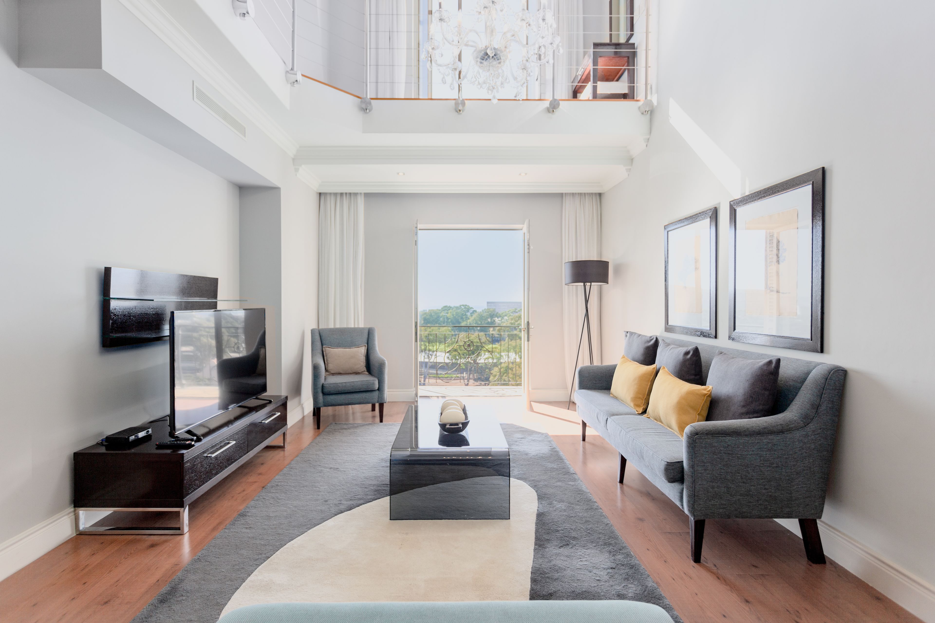 總統頂樓客房, 3 間臥室, 廚房, 海景 | 起居區 | 55-吋LED 液晶電視、衛星頻道、電視、Netflix