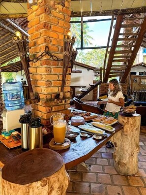 Desayuno buffet incluido todos los días