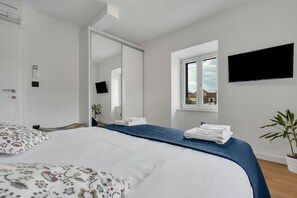 3 soverom, safe på rommet, strykejern/-brett og wi-fi