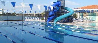 Deluxe Beach House w/ Private, End Unit Rooftop, Hot Tub & Stunning Views