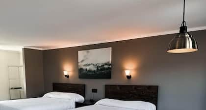 Newport Motel