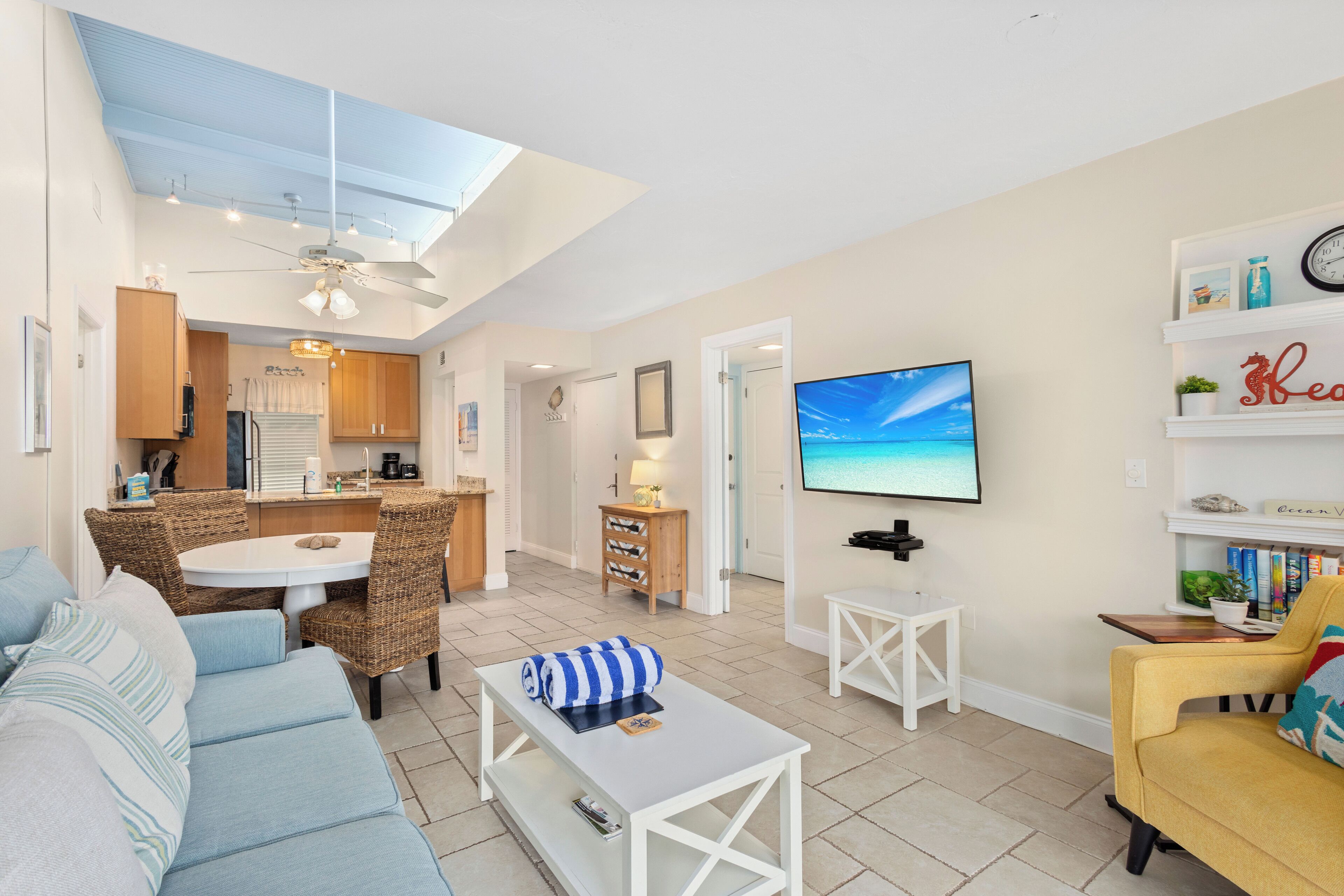 Flat-screen TV, DVD player, stereo, offices