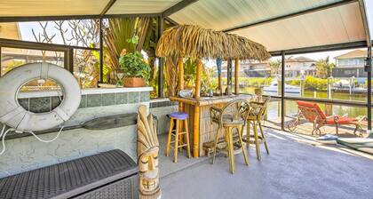 Solar-Heated Pool! Tropical Apollo Beach Hideaway