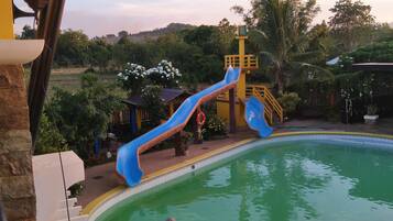 Quang cảnh nhìn từ nơi lưu trú