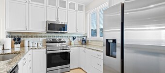 Play, Stay & Bring Your Pup: Pet-Friendly Cedars East Condo #832 by RVA