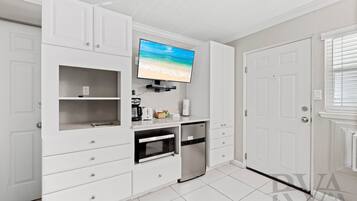 Fridge, microwave, coffee/tea maker, toaster