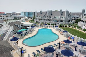Pool - New For 2025! Enjoy your vacation at this spectacular direct bay front retreat at Harbour Island (Ocean City)