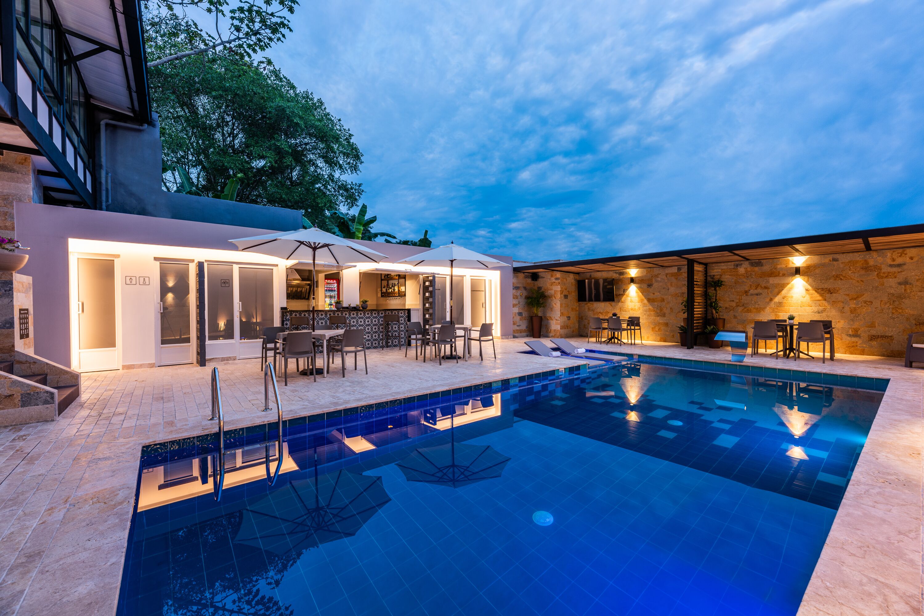 Pool