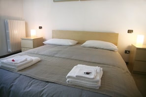 2 chambres, fer et planche Ă repasser, accĂšs Ă Internet