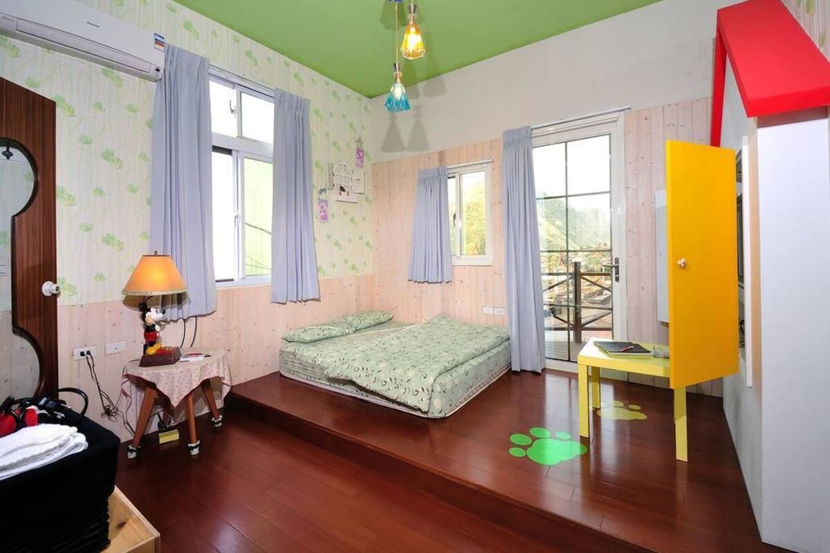 Standard-Doppelzimmer | Schreibtisch, Verdunkelungsvorhänge, kostenloses WLAN, Bettwäsche
