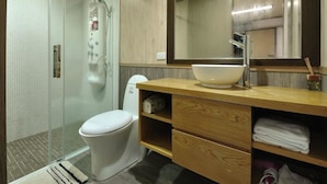 Standard-Doppelzimmer | Badezimmer