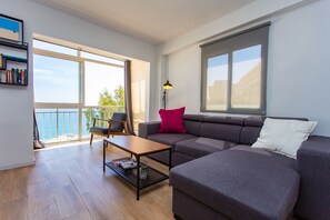 Smart TV, offices - Lighthouse Cullera Penthouse (Cullera)