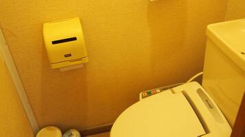 Japanese Style Room with Shared Bathroom | Bathroom | Free toiletries, hair dryer, slippers, electronic bidet
