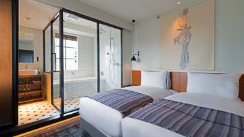 Hollywood Twin Room | Down comforters, free WiFi, bed sheets