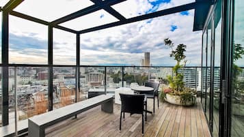 Penthouse | Terrace/patio