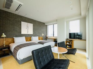 Penthouse | Down comforters, free WiFi, bed sheets - Ebisuholic Hotel (Tokyo)