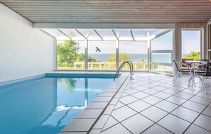 Indoor pool - 4 bedroom beautiful home in Asnæs (Asnæs)