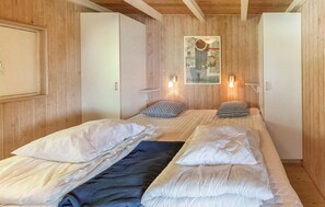 4 bedrooms, free WiFi