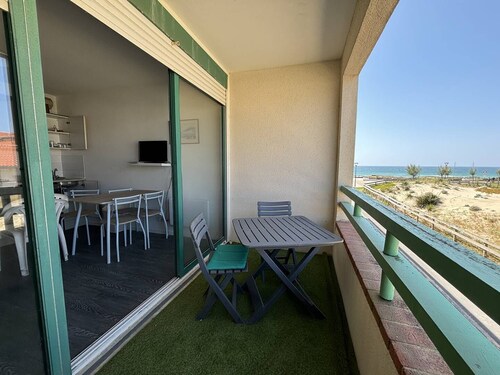 Apartment 2/3 people, 50 m from the beaches with lateral view on the ocean