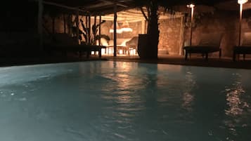 Infinity-pool