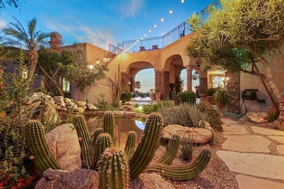 Spectacular Peaceful Property with Stunning Panoramic Views!!!!<br><br>