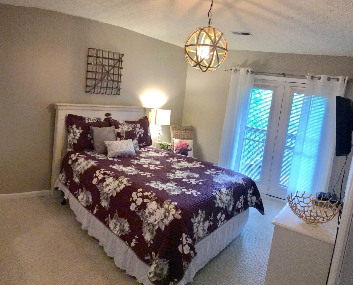 Photo 64 of Chalet Village Mountain Private Cabin, Hot tub, 4 bedroom 2.5 bath, 7 beds