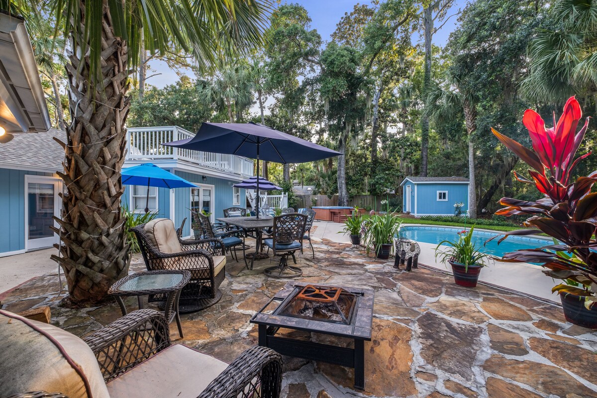 Hilton Head Island Retreat Pool, Hot Tub & Short Stroll to Beach