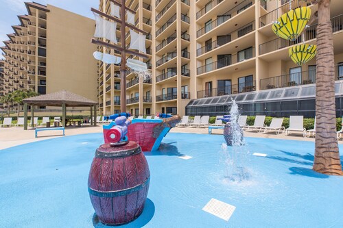 Ocean front, Indoor/Outdoor Pools, Splash Pad, PREMIUM 3 BR Condo, Great Reviews