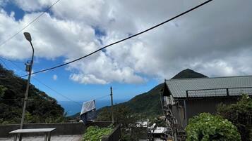 Deluxe Quadruple Room | Terrace/patio