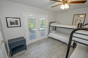3 habitaciones, tabla de planchar con plancha y wifi gratis