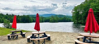 Tervetuloa Northaven! Perheystävällinen Lakefront mökki White Mountains!