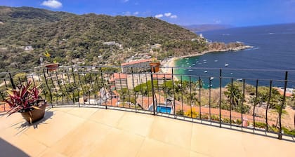 VILLAS ALTAS MISMALOYA PHA4 DREAM VIEW TO MISMALOYA BAY AND BEACH