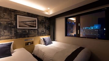 Surmatelas, coffres-forts dans les chambres, bureau