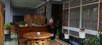 Metro Malioboro Living