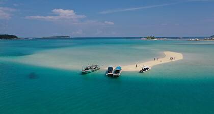 Eco Beach Tent by Billiton