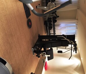 Fitness facility - Mondrian Suites Hotel Berlin Checkpoint Charlie (Berlin)