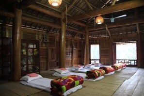 Mixed Dormitory (Mattress Only) | Free WiFi