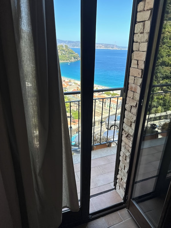 Double Room, Balcony, Sea View