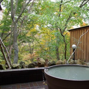 Bañera de hidromasaje exterior