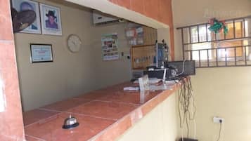 3 bedrooms, bed sheets